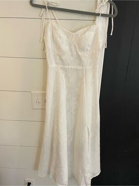 Lulu’s Loveliest Looks White Floral Jacquard Tie-Strap Midi Dress